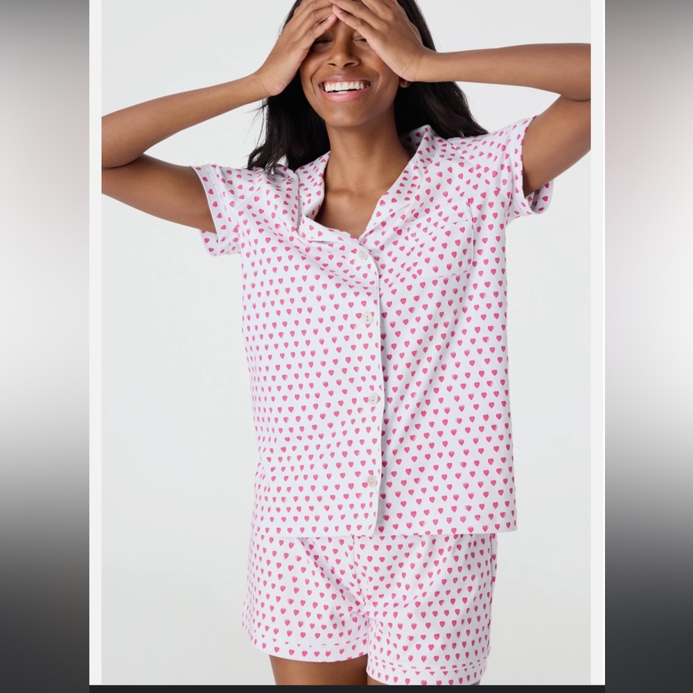 Roller Rabbit white pink heart print collared button up pajama polo top medium
